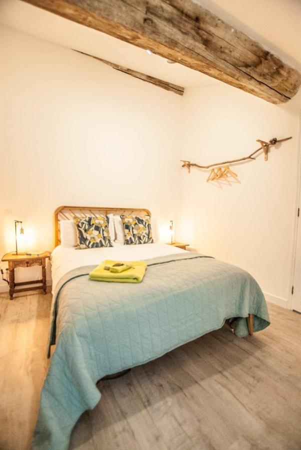 La Calade Bed & Breakfast Montouliers Bagian luar foto